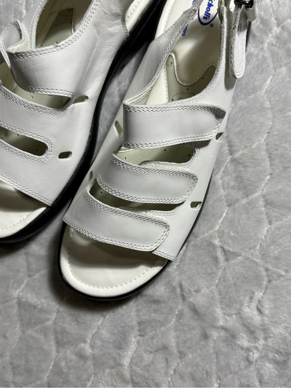 Dr Scholls Air Pillo Comfort Sandals White Leather 11W NWOB